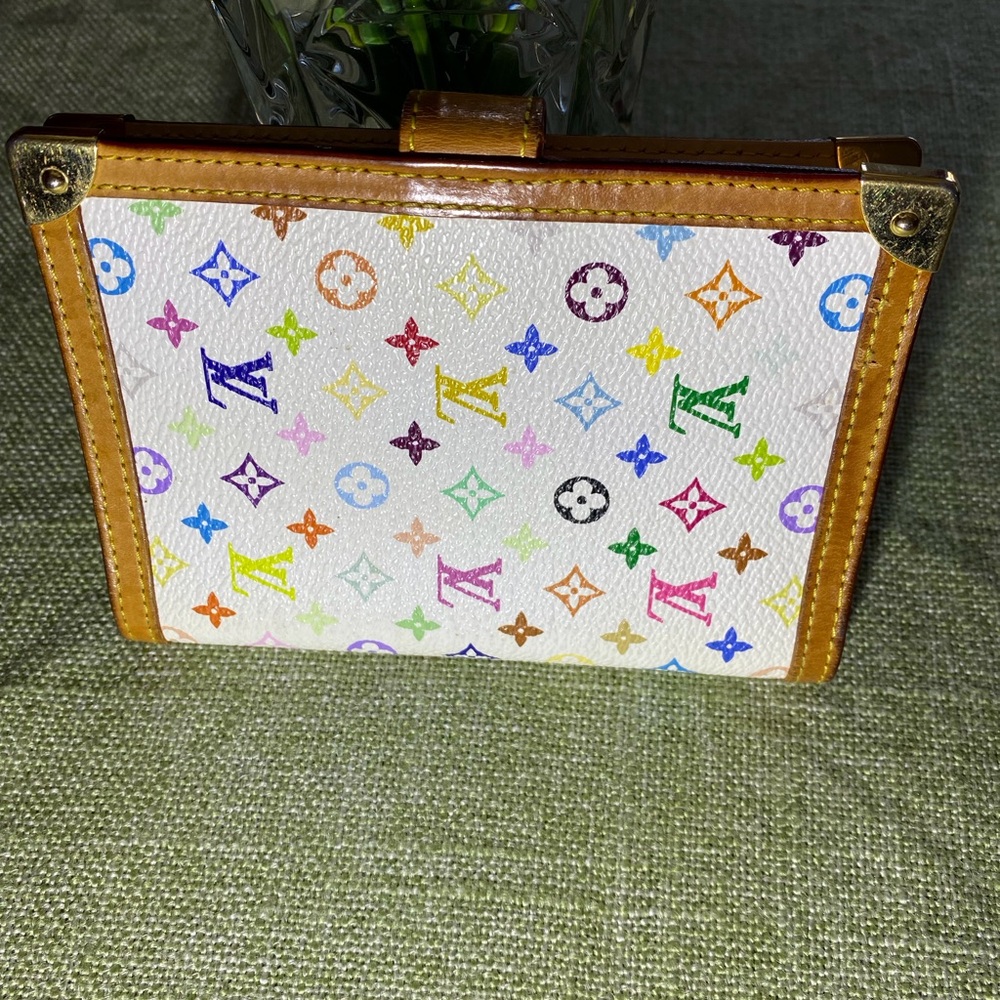 Louis Vuitton  Limited Edition Takashi Murakami Agenda - Picture 7 of 16